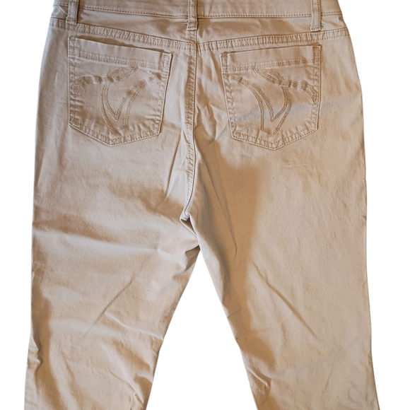 Gloria Vanderbilt Tan Capris - Picture 3 of 4